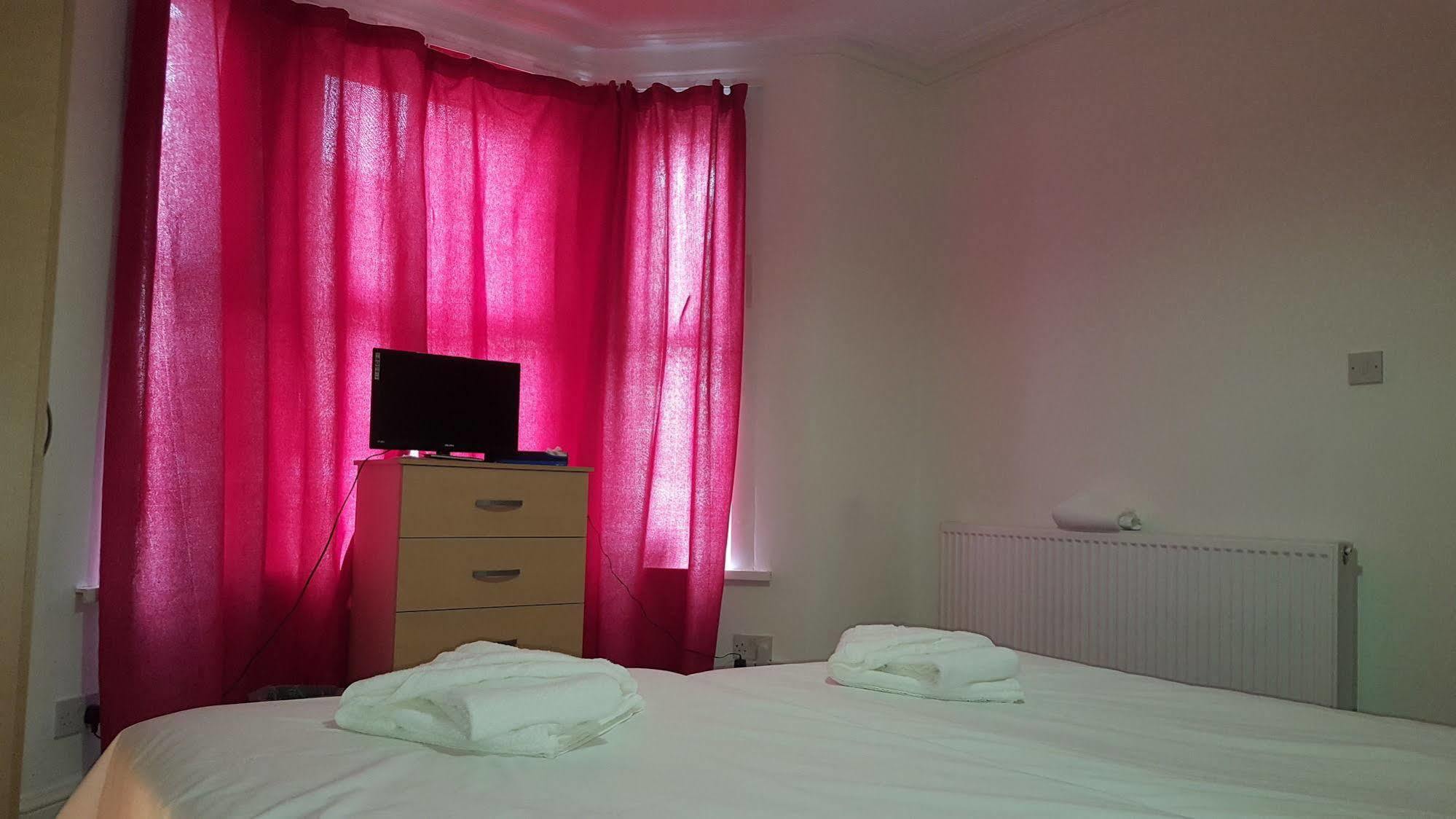 Pensión Paradise Accomodation Londres